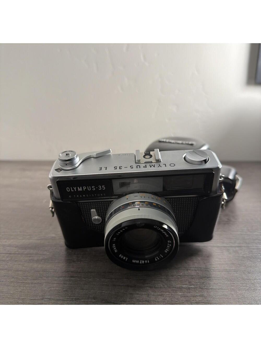 Olympus35 LE Film camera Lens 42mm f1.7 Black Silver